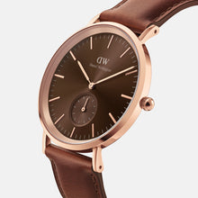 Load image into Gallery viewer, Daniel Wellington Classic Multi-Eye 40 St Mawes RG Amber Watch