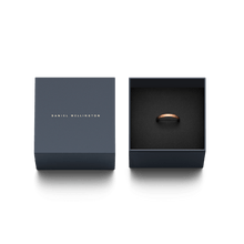 Load image into Gallery viewer, Daniel Wellington Classic Ring Rose Gold