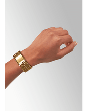 Load image into Gallery viewer, Confidante : A1362-502