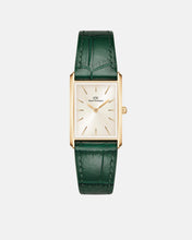 Load image into Gallery viewer, Daniel Wellington Bound 32x22 Green Croc Leather G Champagne Sunray Watch