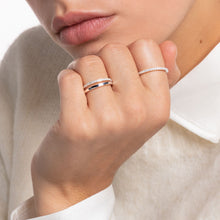 Load image into Gallery viewer, Thomas Sabo Ring White Stones