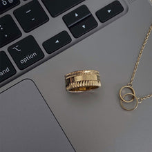 Load image into Gallery viewer, Daniel Wellington Elevation Ring Gold